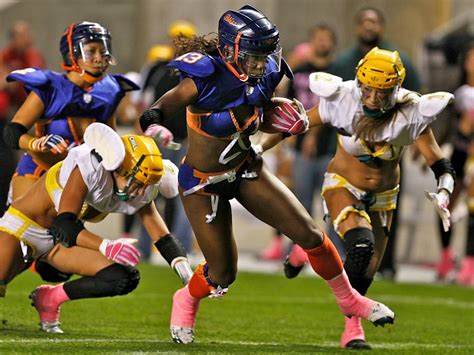 lfl ass|The Sexy Ladies Of The Legends Football League